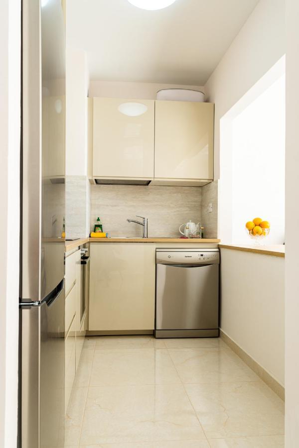 Esmeralda. Lovely And New Apartment Right By The Ocean! Callao Salvaje Eksteriør billede