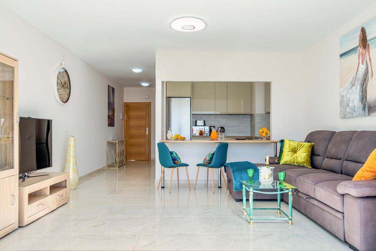 Esmeralda. Lovely And New Apartment Right By The Ocean! Callao Salvaje Eksteriør billede